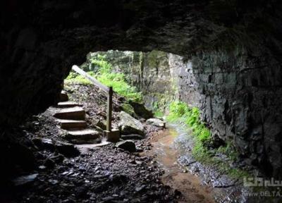 غار ترسناک جادوگر، نماد تسخیرشدگی در آمریکا