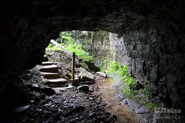 غار ترسناک جادوگر، نماد تسخیرشدگی در آمریکا