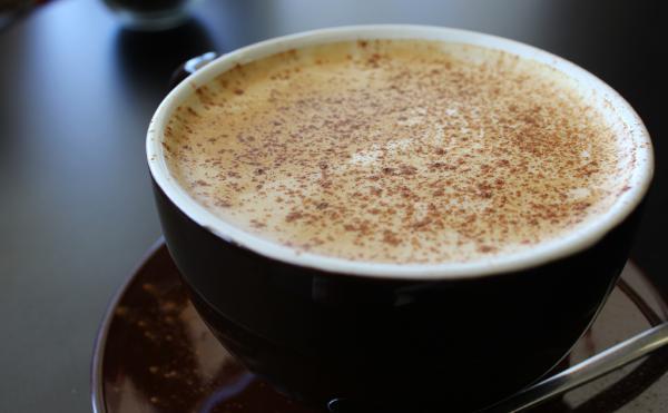 قهوه وانیلی با شکلات سفید